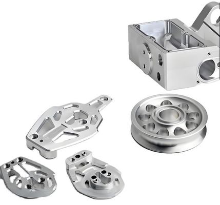 Dimensioni e colori personalizzati ADC10 Parti in alluminio a fusione a stampa per l'industria automobilistica