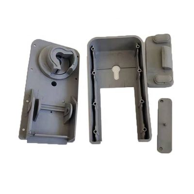Fabbricazione professionale di parti stampate per stampaggio a iniezione di plastica su misura con sistema di porta a caldo e materiale da stampo 718