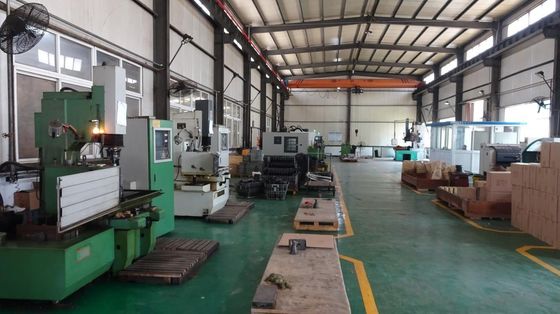 Parti di fusione a stampaggio di leghe di alluminio a stampaggio su misura con disegno formato 2D/PDF/CAD 3D IGES/STEP da Casting Services