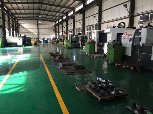 Parti di fusioni metalliche di dimensioni personalizzate con lavorazione di precisione a partire da matrici di fusione a stiro