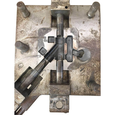 Stampo di fusione a stampo per tubi in lega con formato di disegno 2D/3D per la produzione di massa di tubi metallici