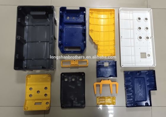 Prodotti di plastica su misura realizzati con tecnologia di lucidatura/tesatura per stampaggio ad iniezione P20/718/738/NAK80/S136 Materiale di stampo