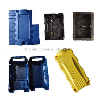 Parti stampate a iniezione di plastica personalizzate per coperture di custodie per apparecchiature in ABS/PP/PS/PE/PVC/PA6/PA66/Policarbonato con opzioni di trattamento superficiale