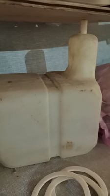 Serbatoio di gas/carburante in plastica a forma speciale su misura, fabbricato da un servizio professionale di lavorazione del stampaggio per HDPE/LDPE/PP