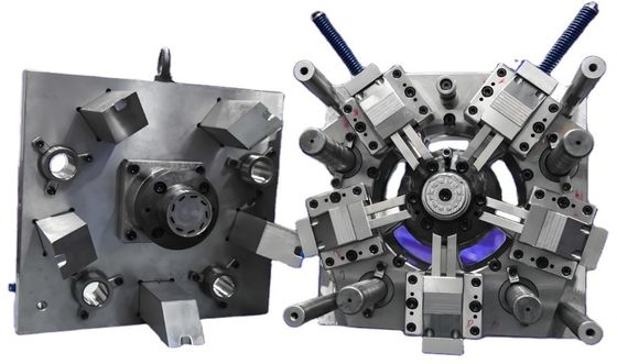 Stampo per iniezione di materie plastiche professionali con materiale da stampo P20/718/738/NAK80/S136 e 250000-300000 colpi