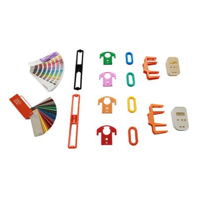 Parti di stampaggio ad iniezione di plastica su misura con utensili per stampi a cavità multipla e trama YS in ABS/PC/PP/PA66/PVC