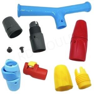 Servizio di stampaggio a iniezione di materie plastiche a superficie liscia per accessori per coperture di giocattoli per auto